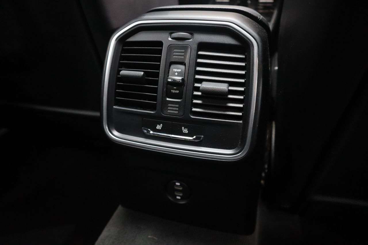 2022 PORSCHE MACAN 2022 PORSCHE MACAN