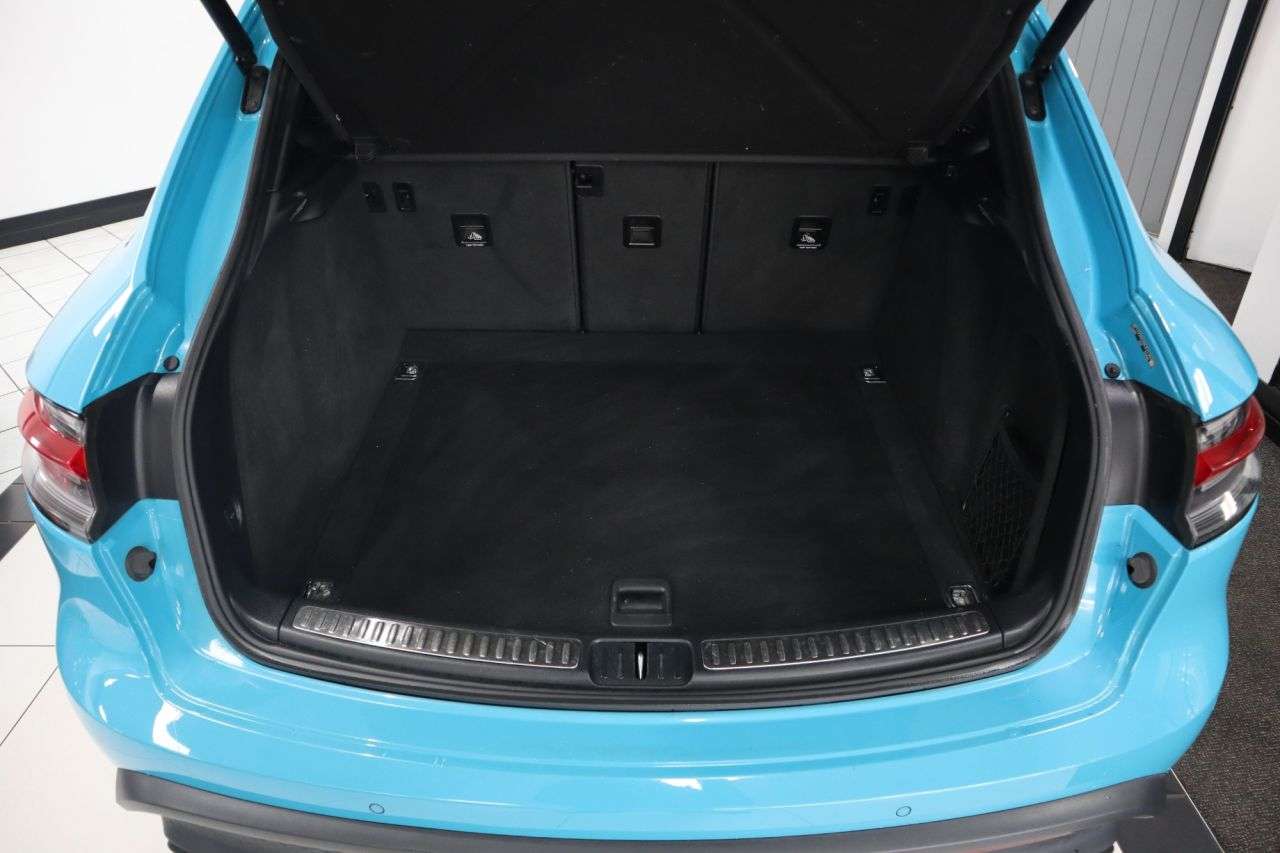 2021 PORSCHE MACAN 2021 PORSCHE MACAN