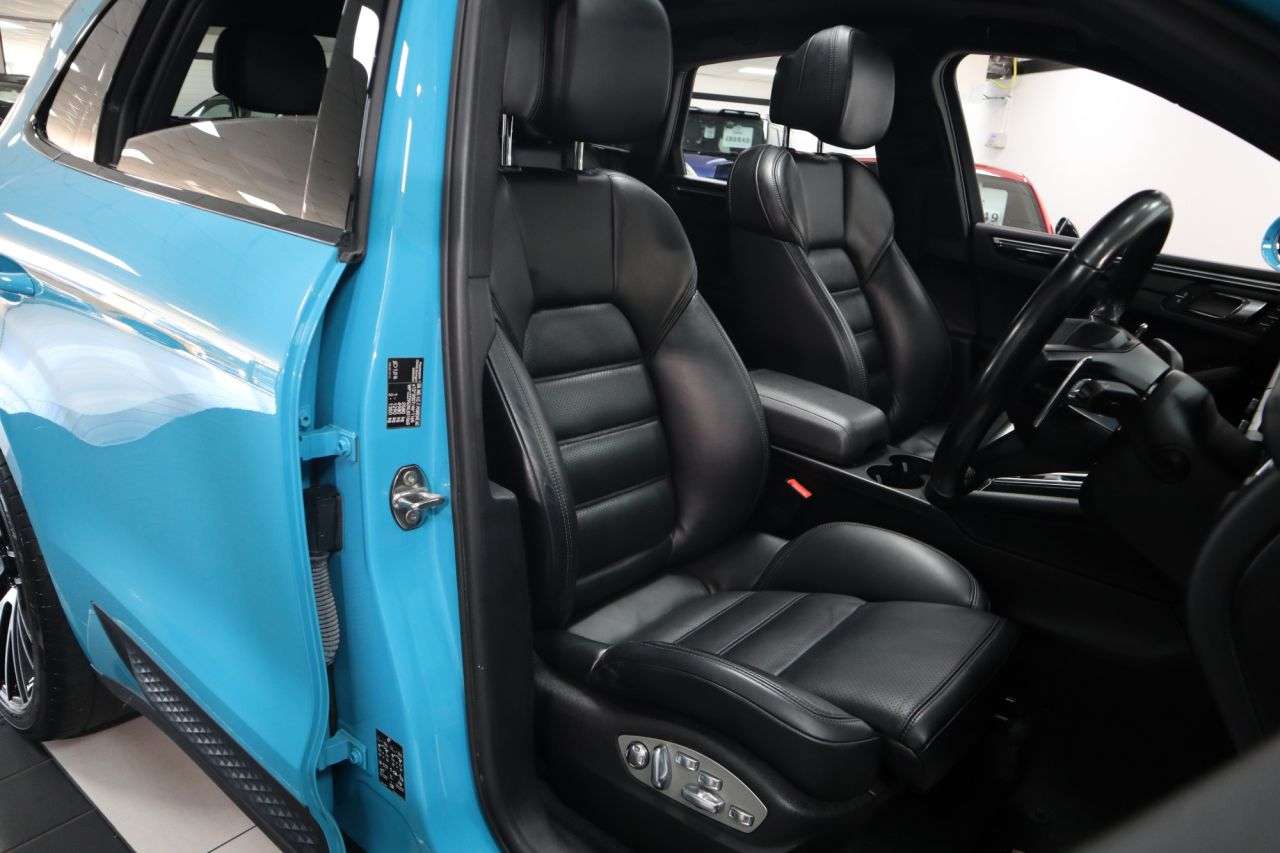 2021 PORSCHE MACAN 2021 PORSCHE MACAN