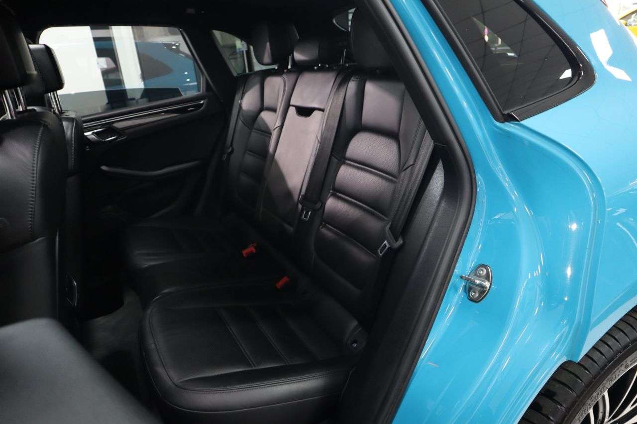 2021 PORSCHE MACAN 2021 PORSCHE MACAN