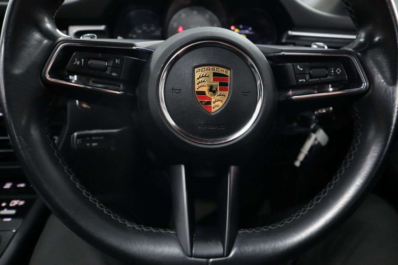 2021 PORSCHE MACAN 2021 PORSCHE MACAN