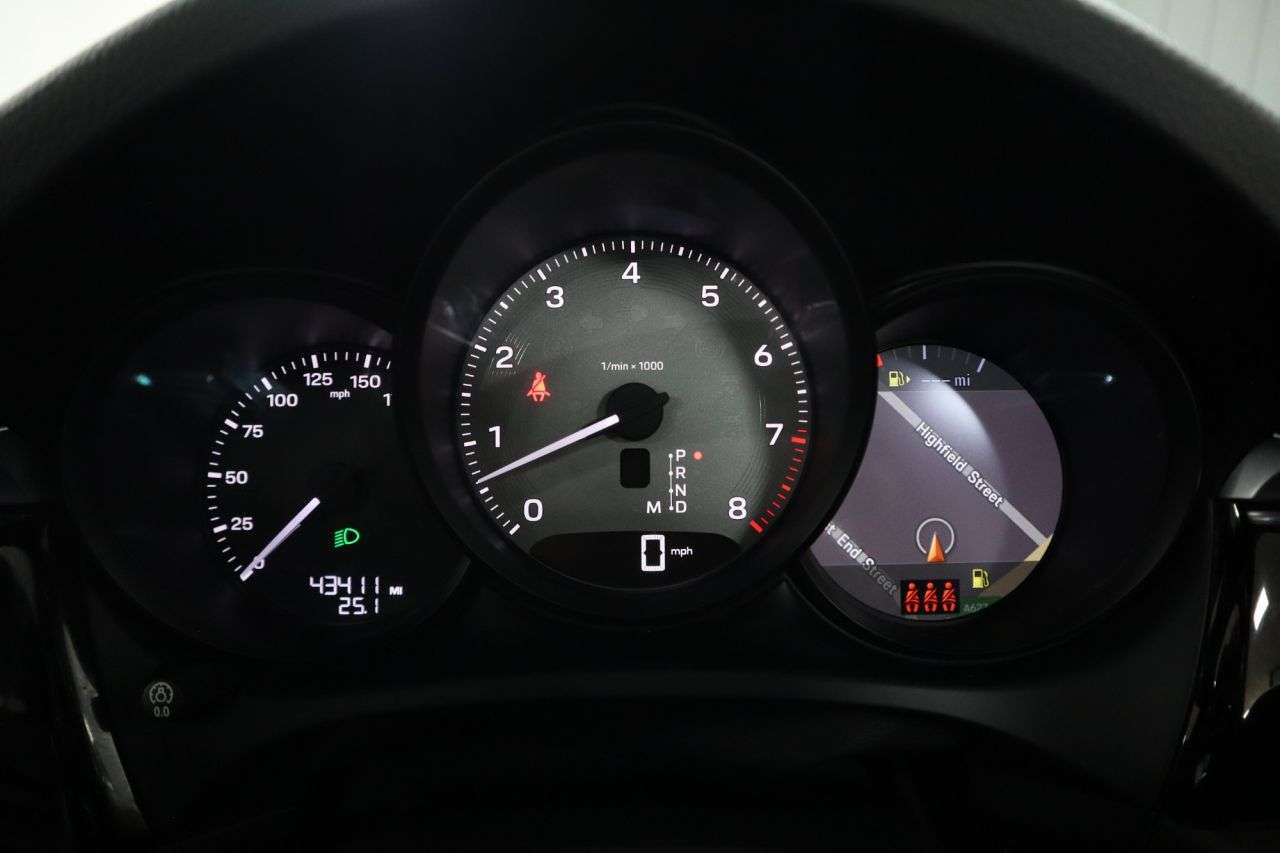 2021 PORSCHE MACAN 2021 PORSCHE MACAN