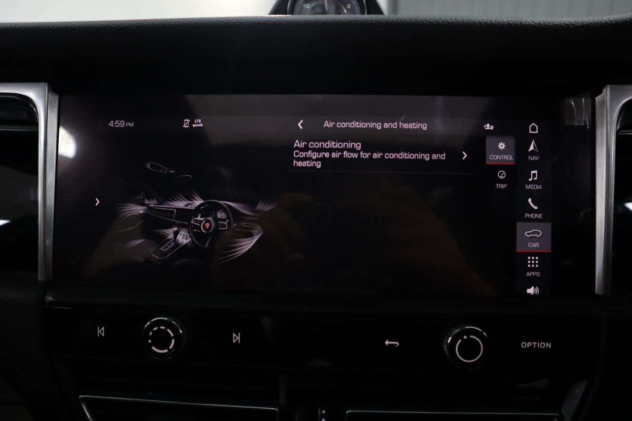 2021 PORSCHE MACAN 2021 PORSCHE MACAN