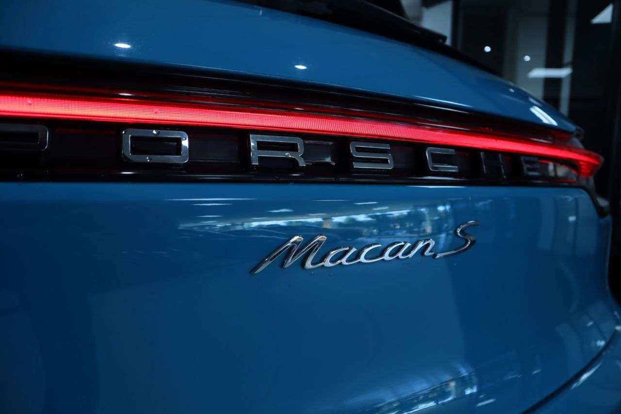 2021 PORSCHE MACAN 2021 PORSCHE MACAN