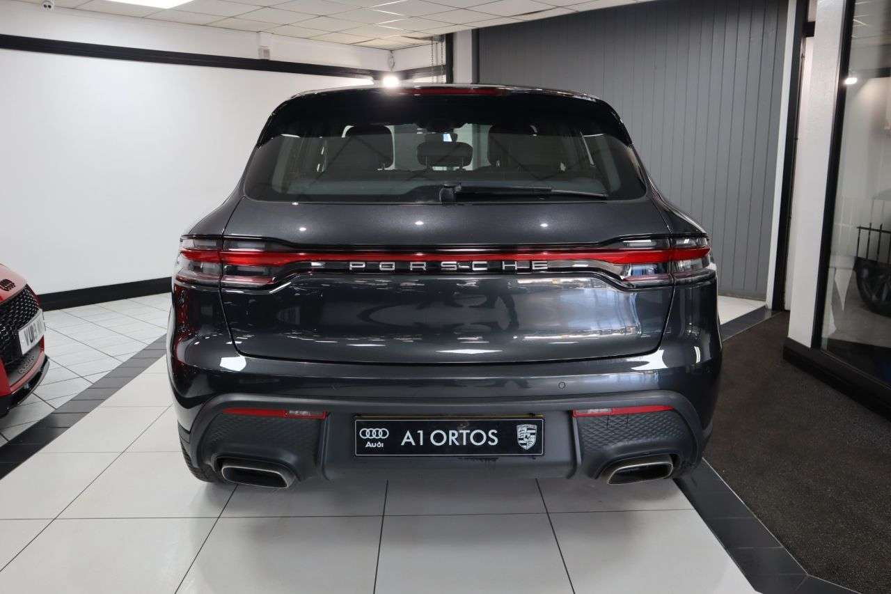 2021 PORSCHE MACAN 2021 PORSCHE MACAN