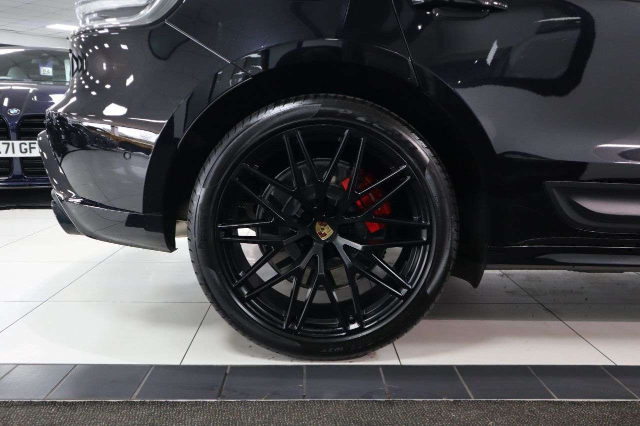 2021 PORSCHE MACAN 2021 PORSCHE MACAN