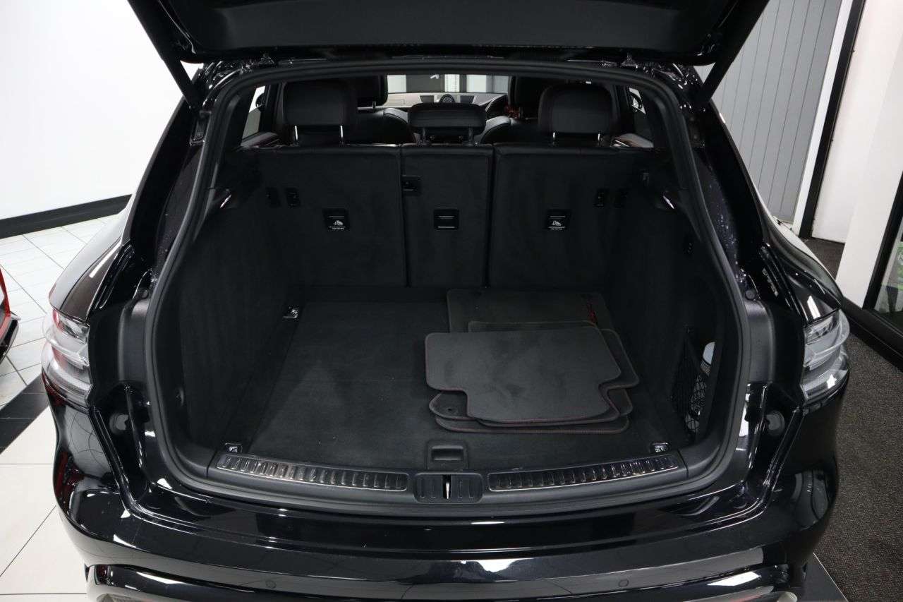 2021 PORSCHE MACAN 2021 PORSCHE MACAN