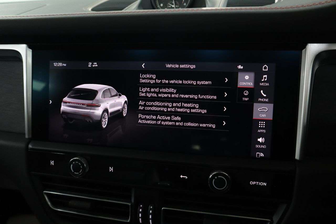 2021 PORSCHE MACAN 2021 PORSCHE MACAN