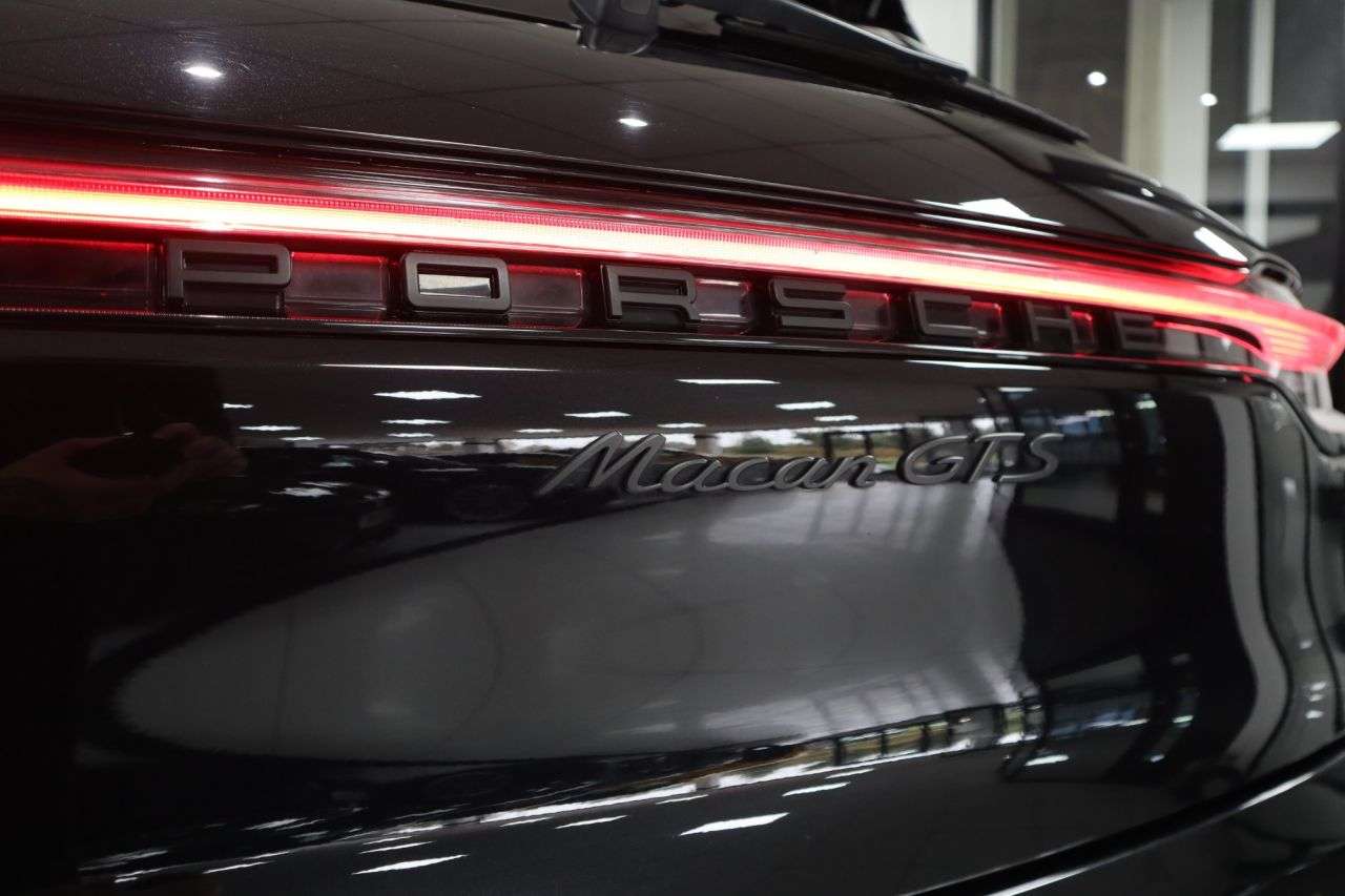 2021 PORSCHE MACAN 2021 PORSCHE MACAN