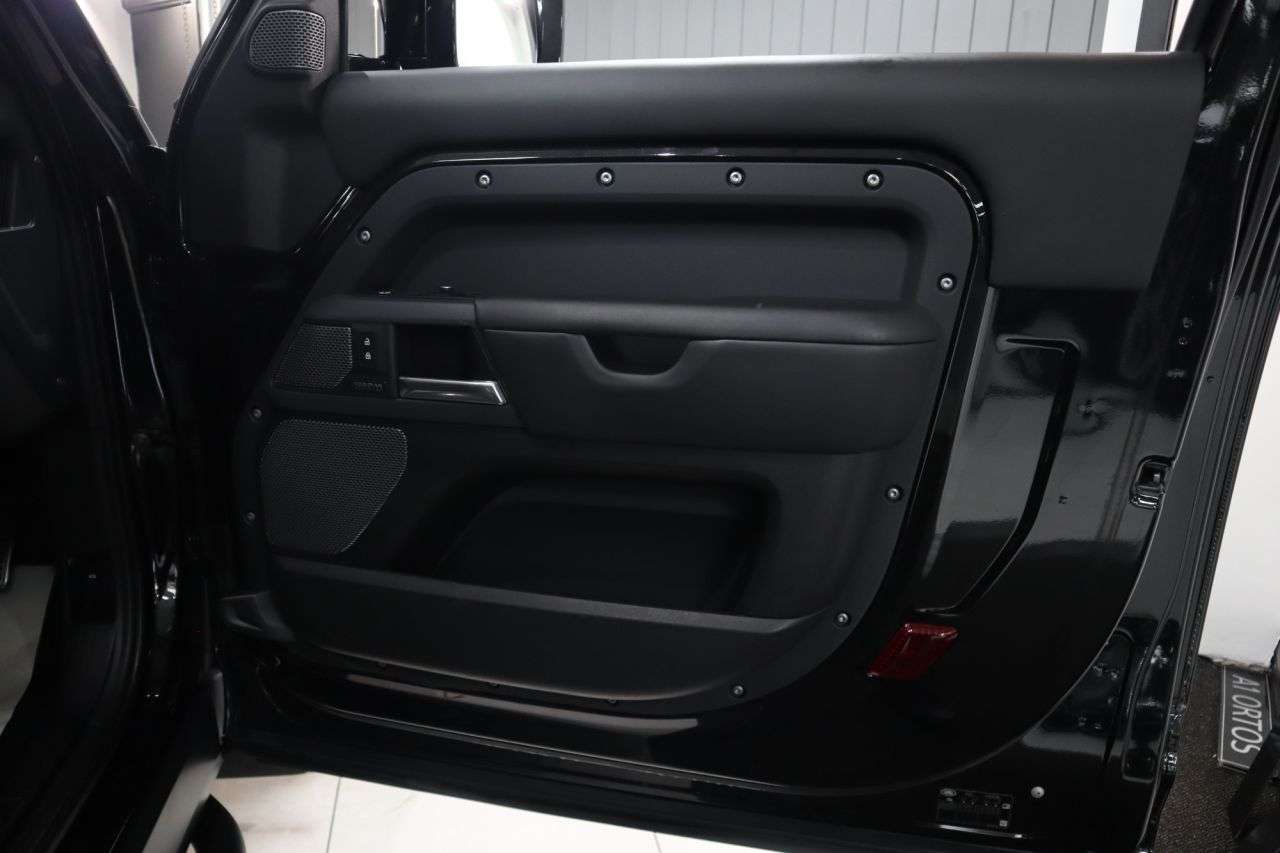 2021 LAND ROVER DEFENDER 2021 LAND ROVER DEFENDER