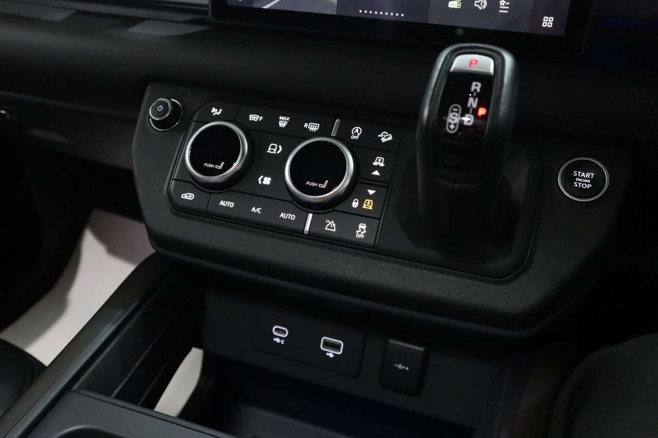 2021 LAND ROVER DEFENDER 2021 LAND ROVER DEFENDER