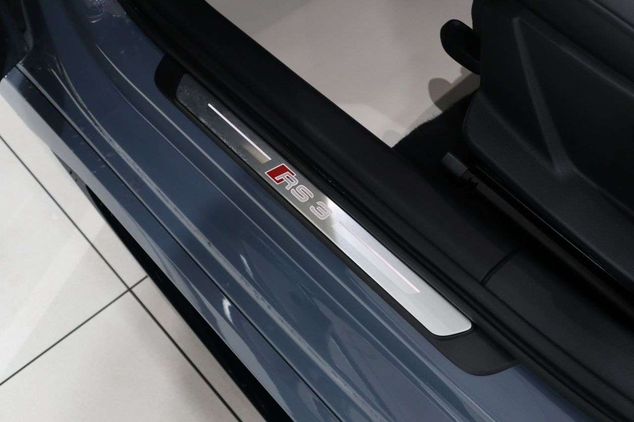 2022 AUDI RS3 2022 AUDI RS3