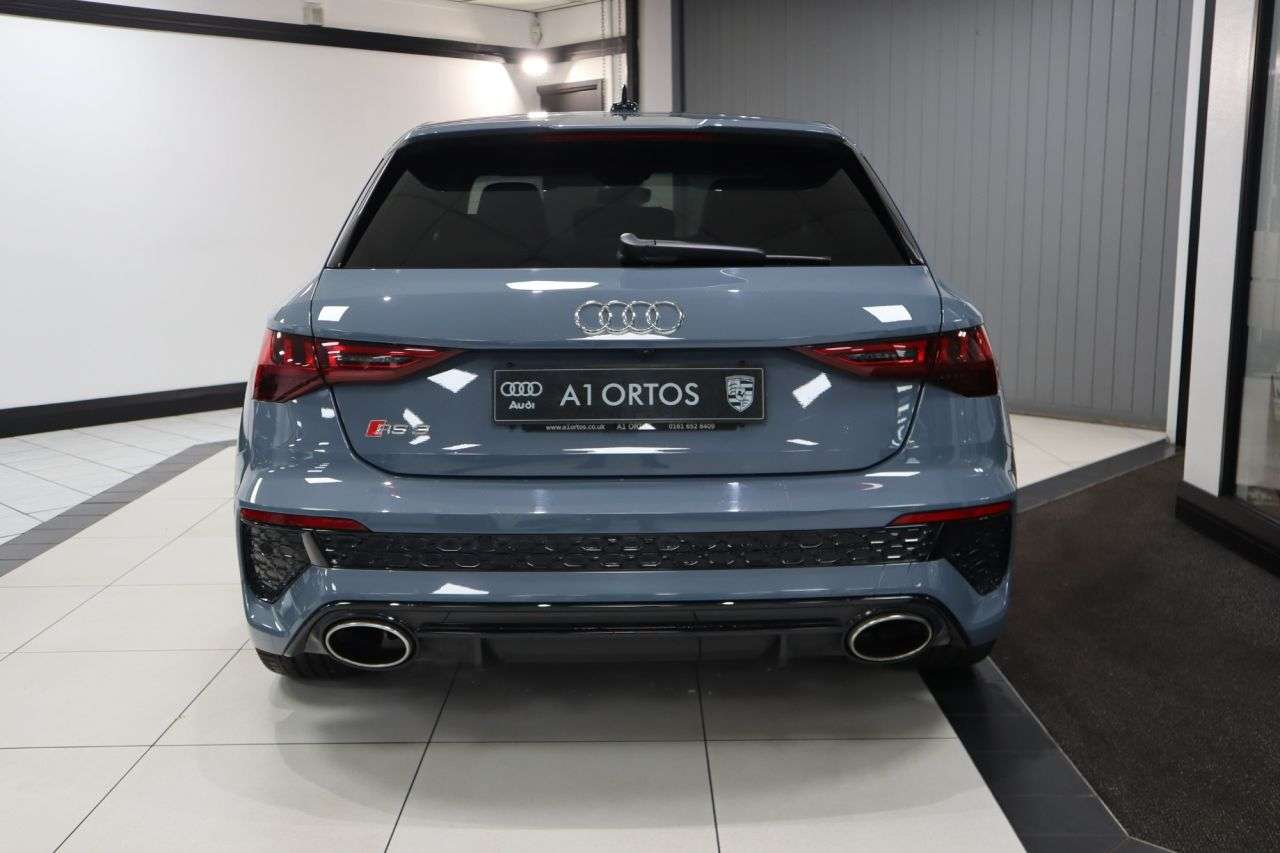 2022 AUDI RS3 2022 AUDI RS3
