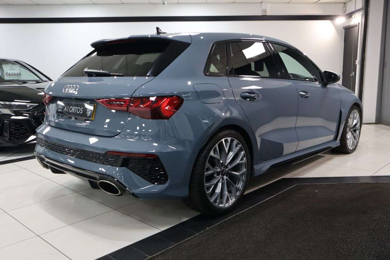 2022 AUDI RS3 2022 AUDI RS3