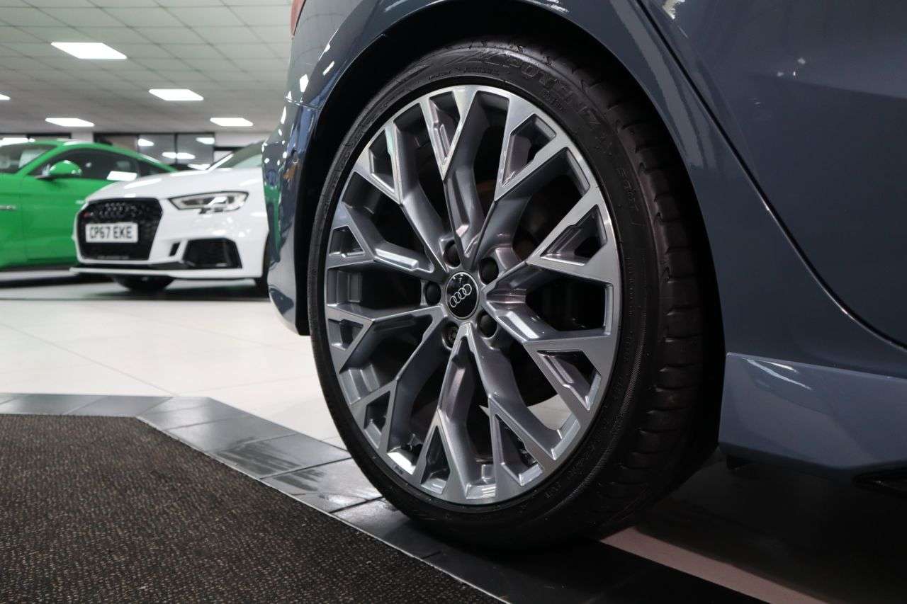 2022 AUDI RS3 2022 AUDI RS3