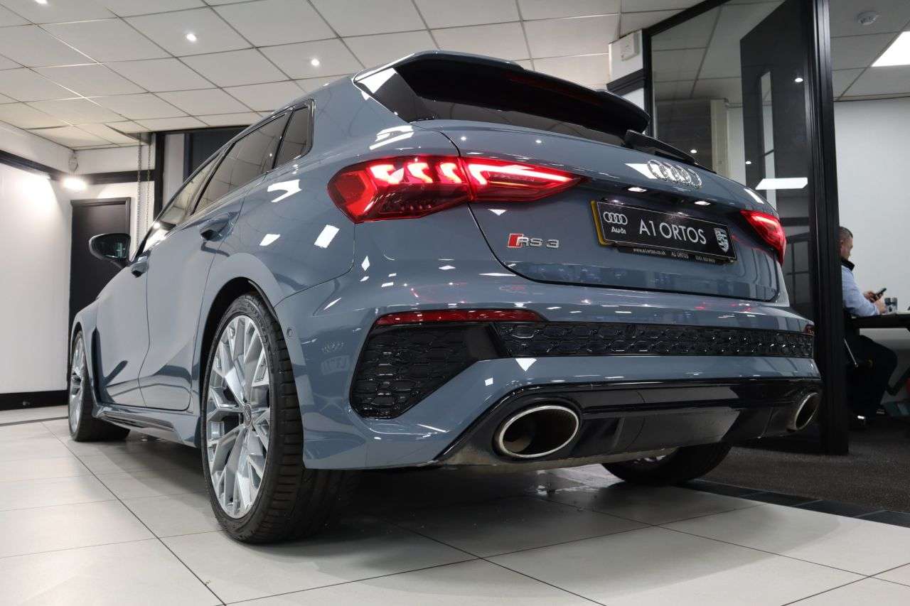 2022 AUDI RS3 2022 AUDI RS3