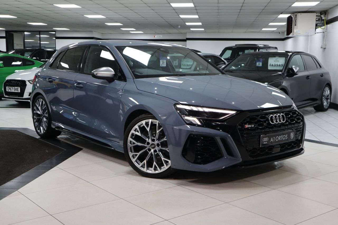 2022 AUDI RS3 2022 AUDI RS3