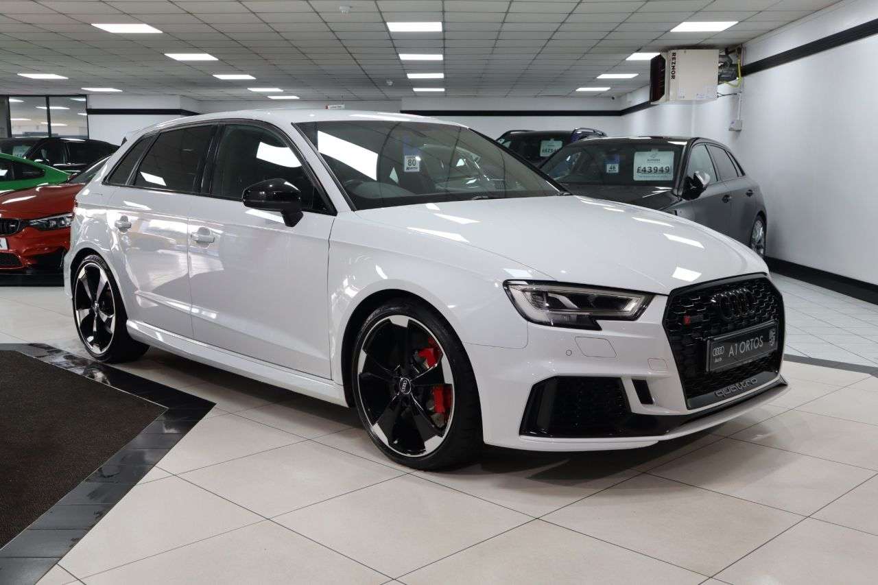 2017 AUDI RS3 2017 AUDI RS3