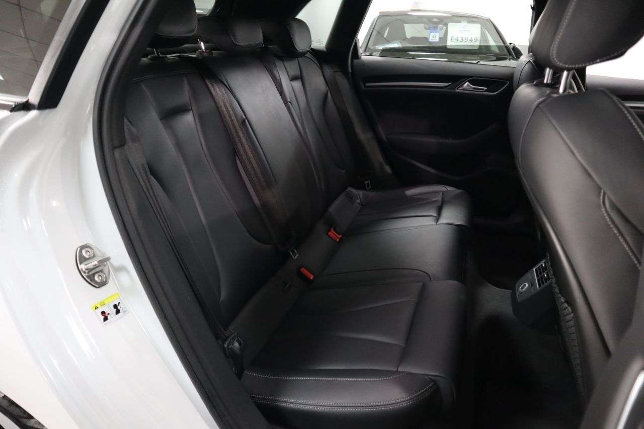 2017 AUDI RS3 2017 AUDI RS3