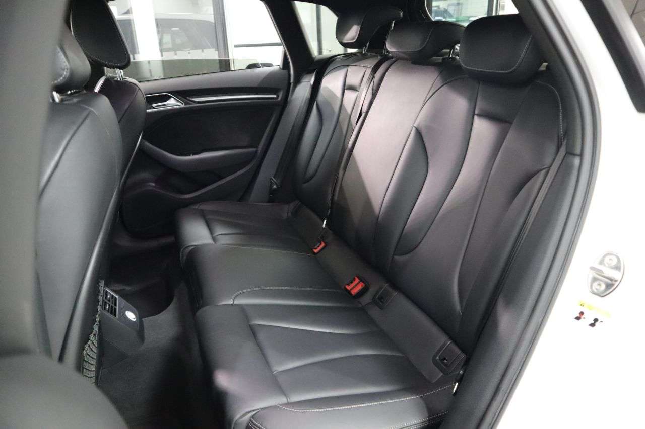 2017 AUDI RS3 2017 AUDI RS3