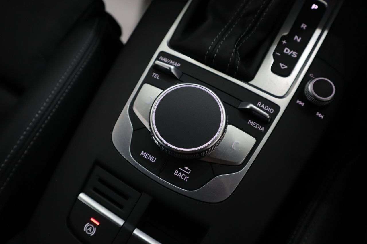 2017 AUDI RS3 2017 AUDI RS3