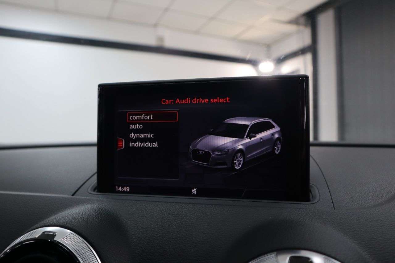 2017 AUDI RS3 2017 AUDI RS3