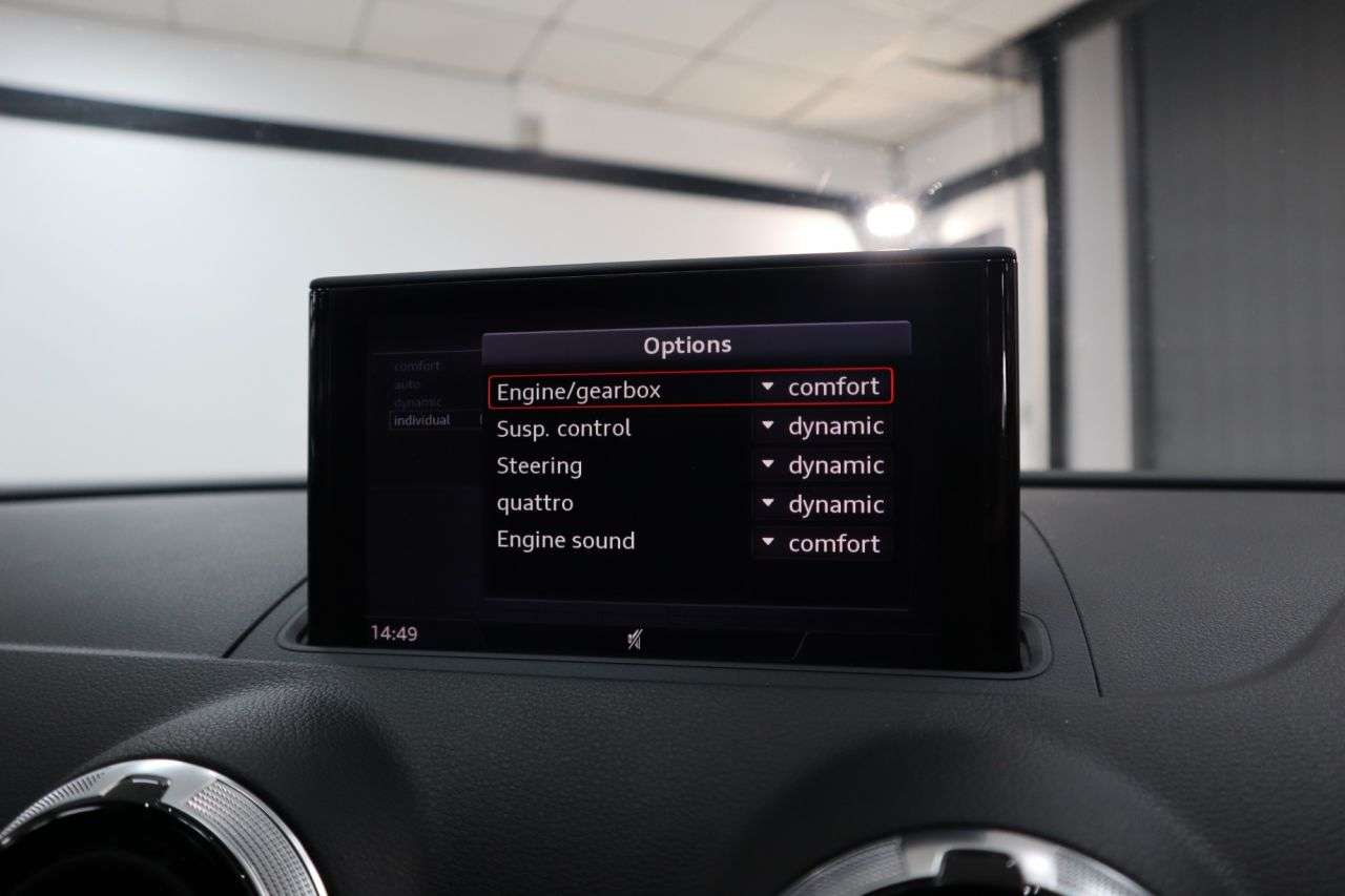 2017 AUDI RS3 2017 AUDI RS3