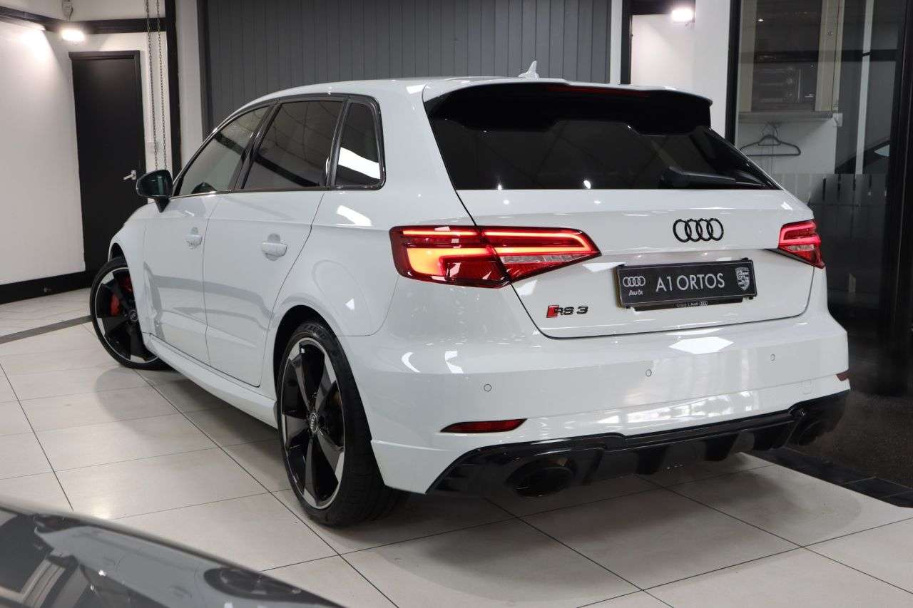 2017 AUDI RS3 2017 AUDI RS3
