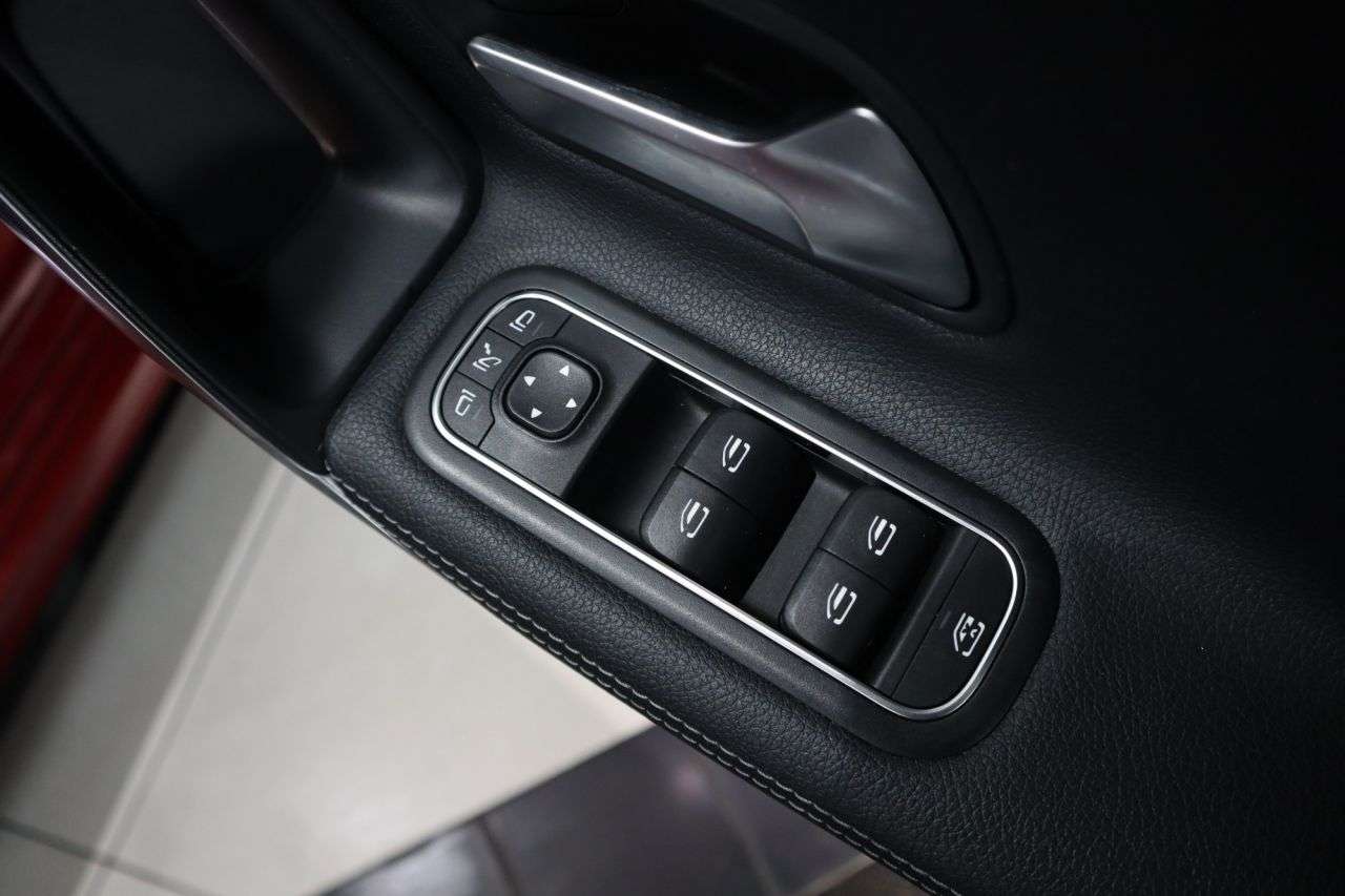 2021 MERCEDES-BENZ A-CLASS 2021 MERCEDES-BENZ A-CLASS