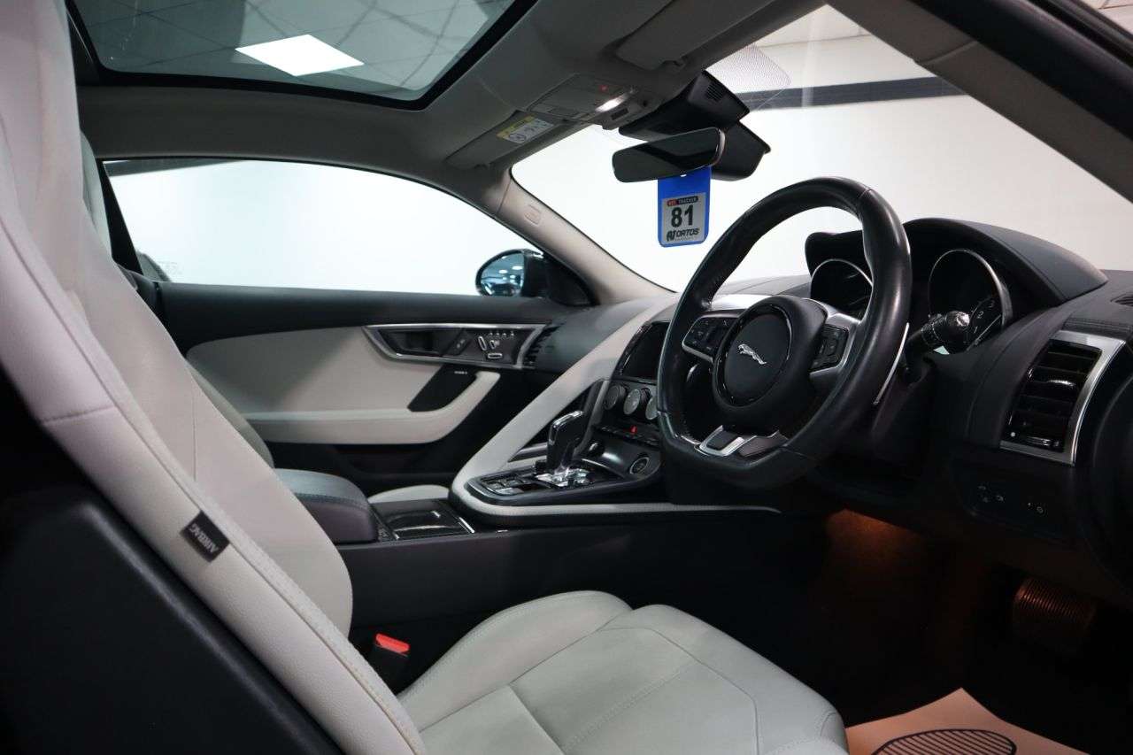 2019 JAGUAR F-TYPE 2019 JAGUAR F-TYPE