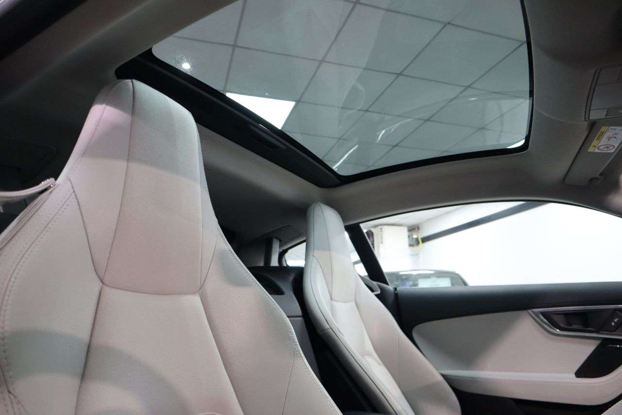 2019 JAGUAR F-TYPE 2019 JAGUAR F-TYPE