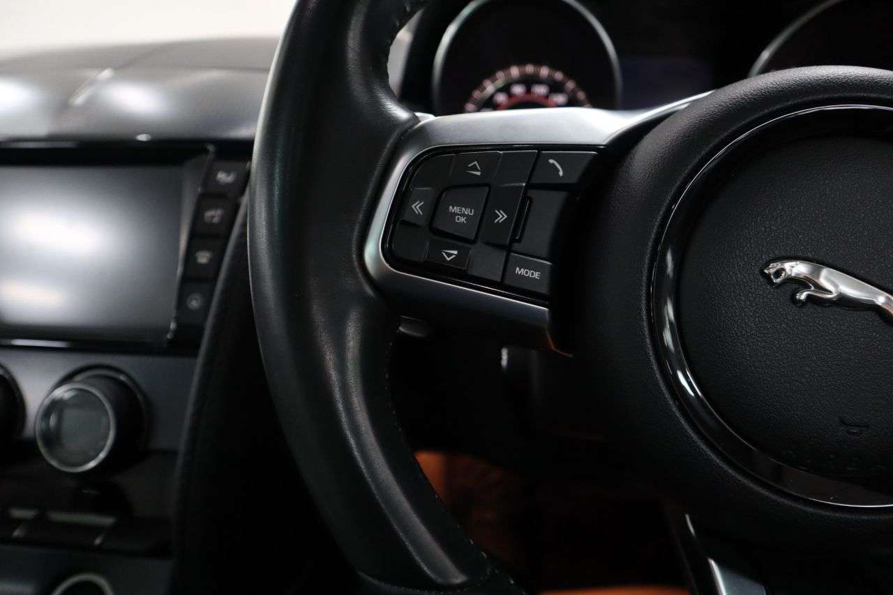 2019 JAGUAR F-TYPE 2019 JAGUAR F-TYPE