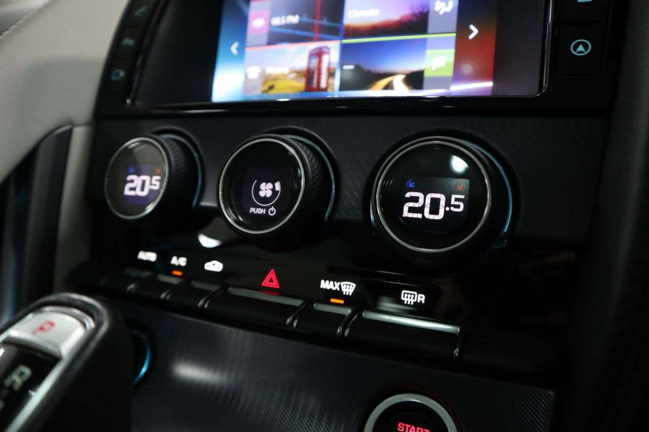 2019 JAGUAR F-TYPE 2019 JAGUAR F-TYPE