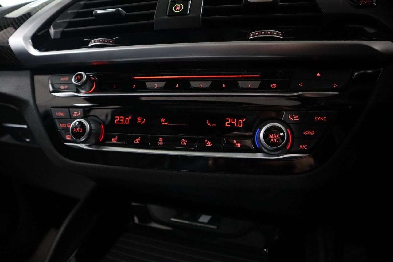 null BMW X3 null BMW X3