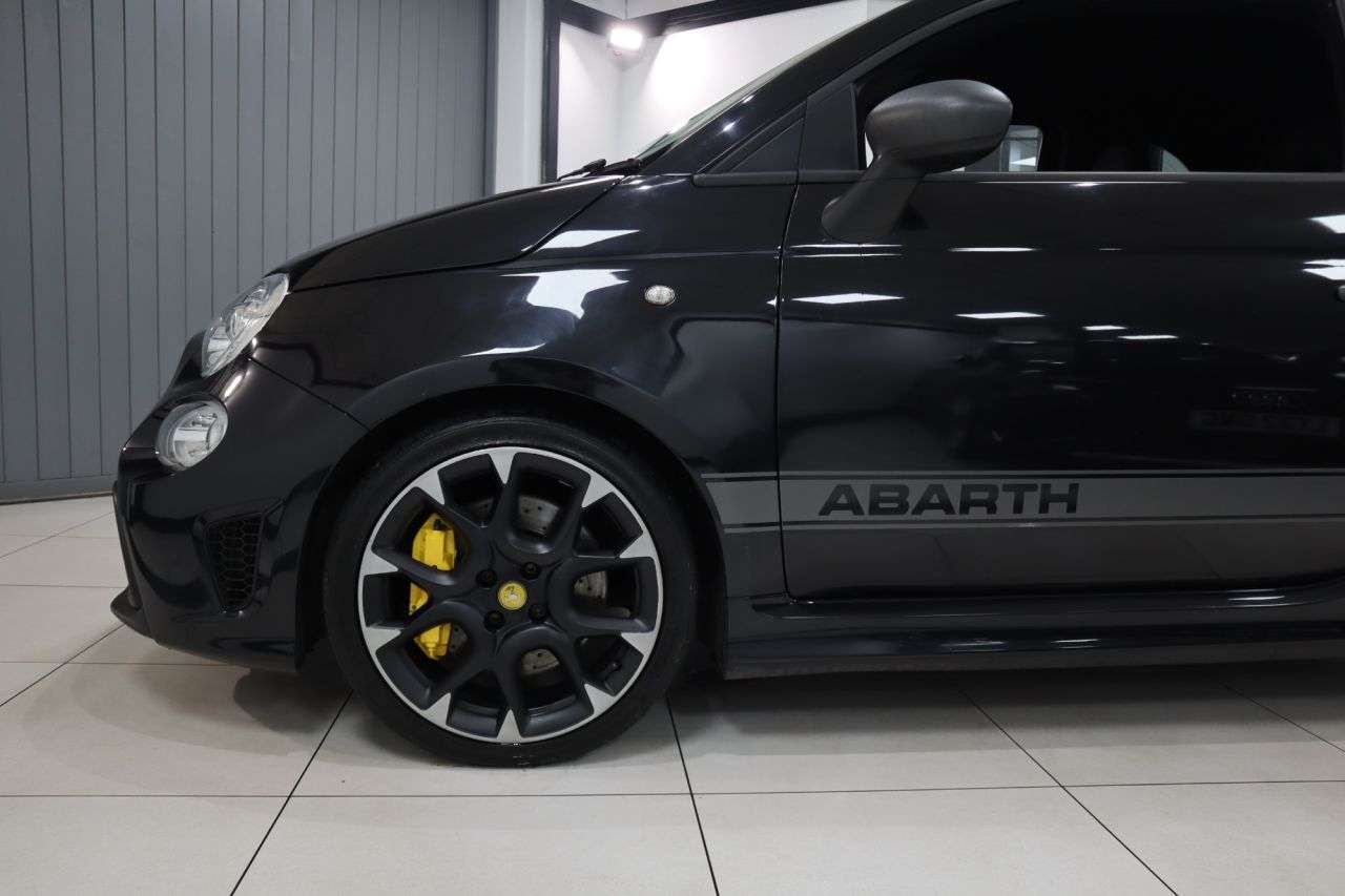 2019 ABARTH 595 2019 ABARTH 595