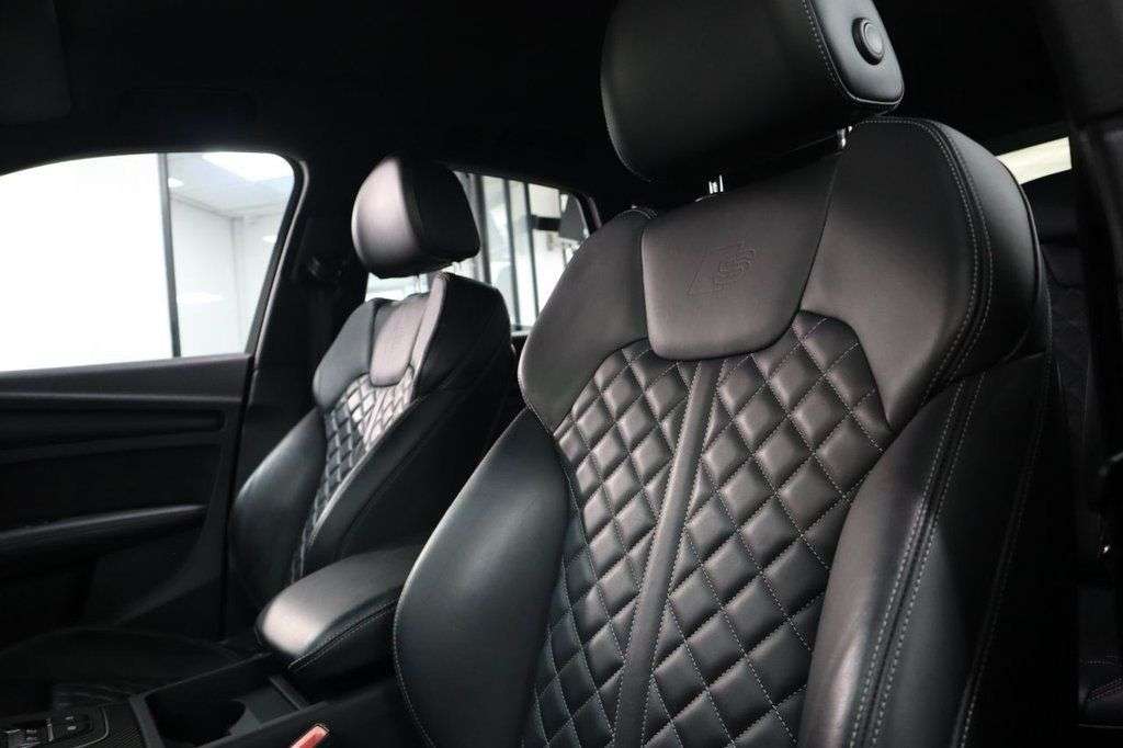 2019 AUDI SQ5 2019 AUDI SQ5