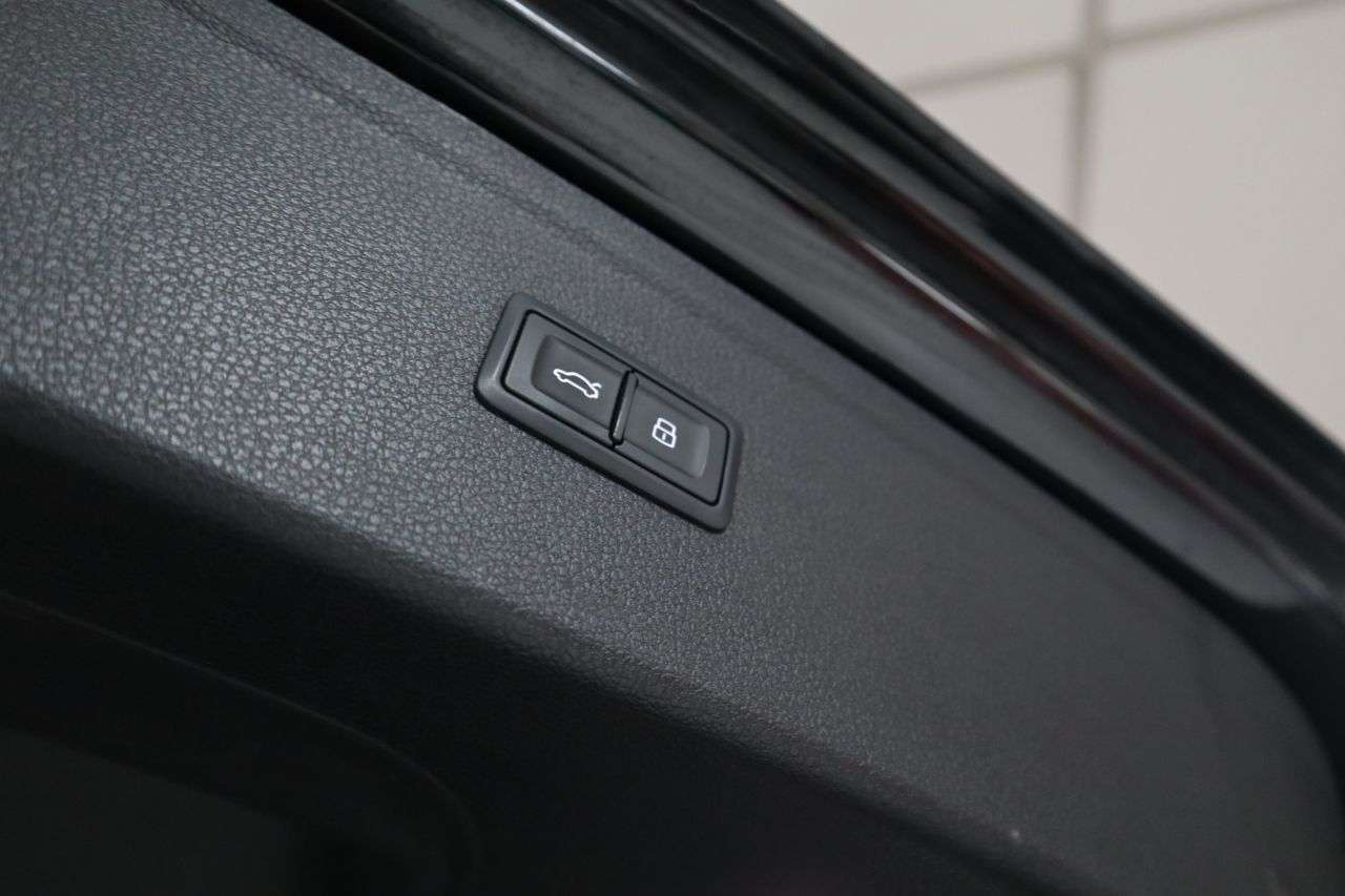 2019 AUDI SQ5 2019 AUDI SQ5