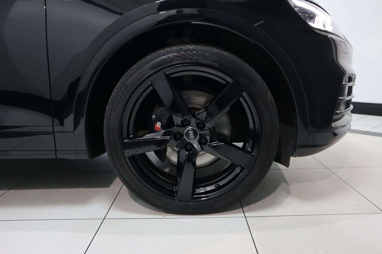 2019 AUDI SQ5 2019 AUDI SQ5