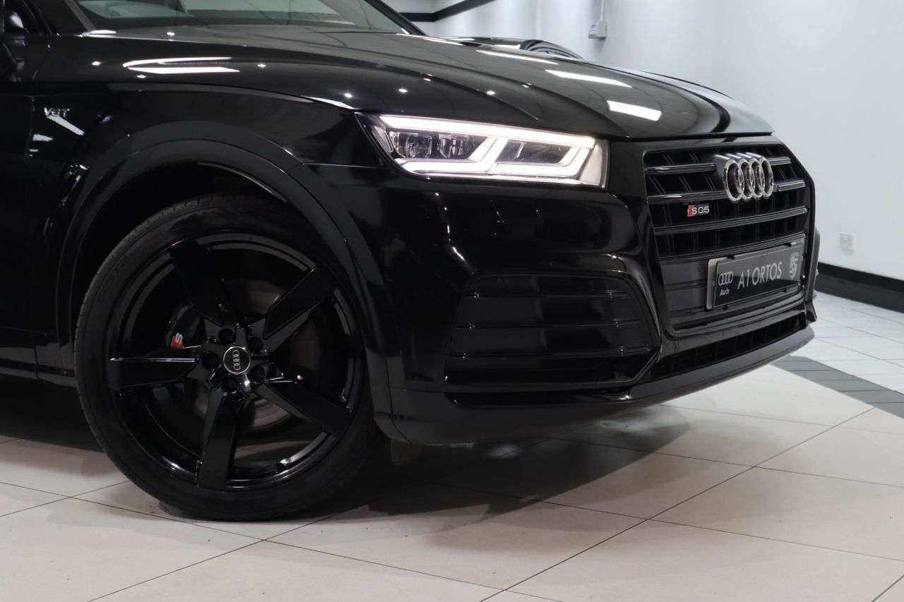 2019 AUDI SQ5 2019 AUDI SQ5