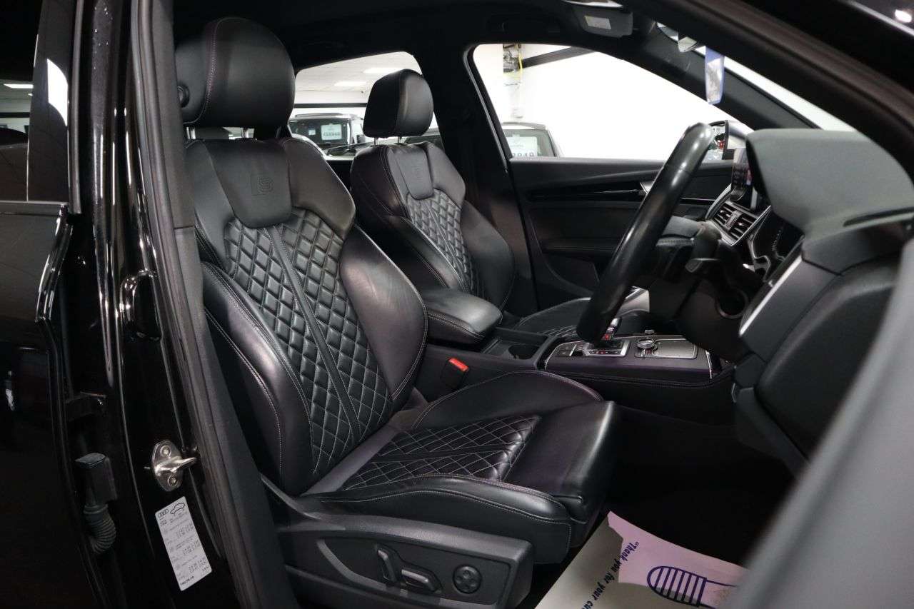 2019 AUDI SQ5 2019 AUDI SQ5