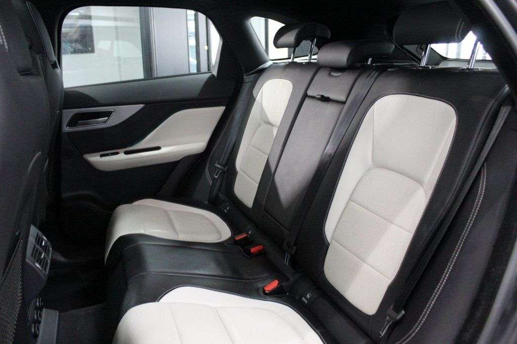 2018 JAGUAR F-PACE 2018 JAGUAR F-PACE