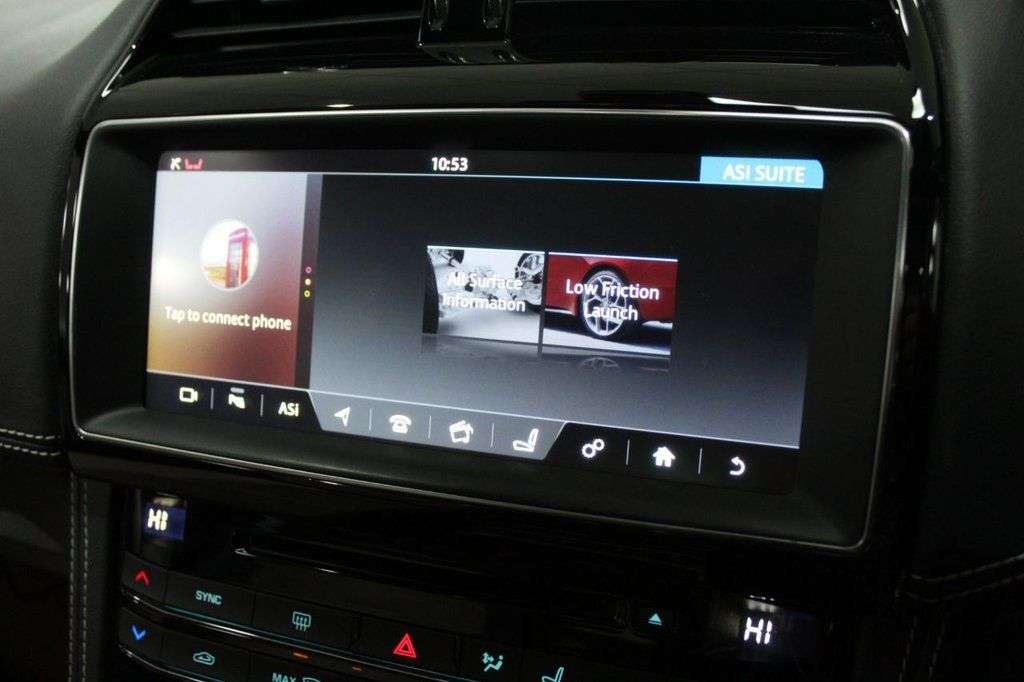 2018 JAGUAR F-PACE 2018 JAGUAR F-PACE