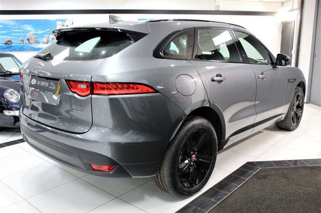 2018 JAGUAR F-PACE 2018 JAGUAR F-PACE