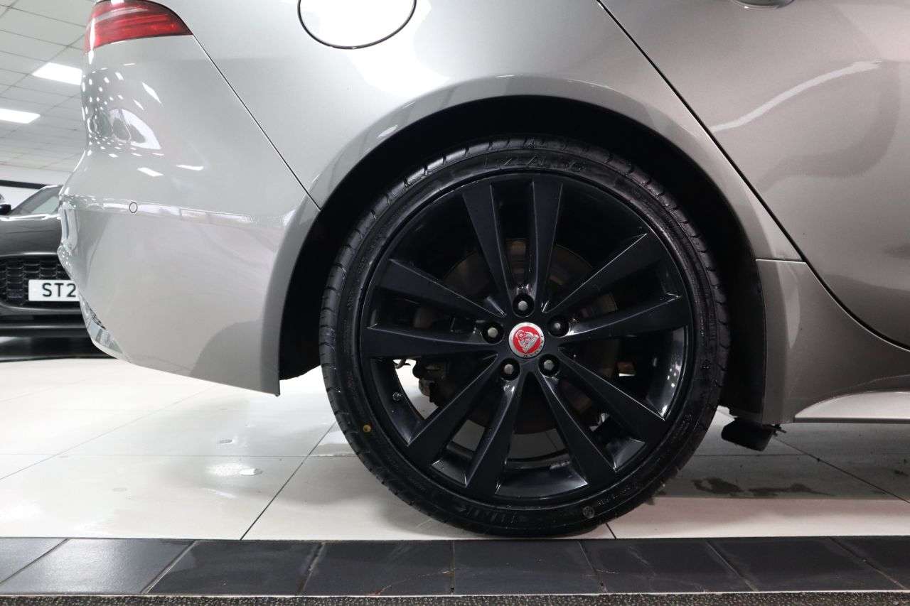 2020 JAGUAR XE 2020 JAGUAR XE