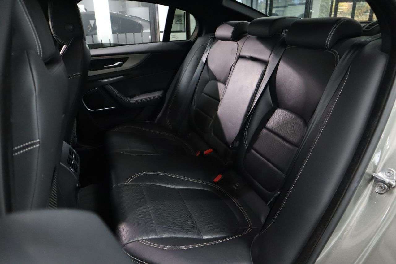 2020 JAGUAR XE 2020 JAGUAR XE