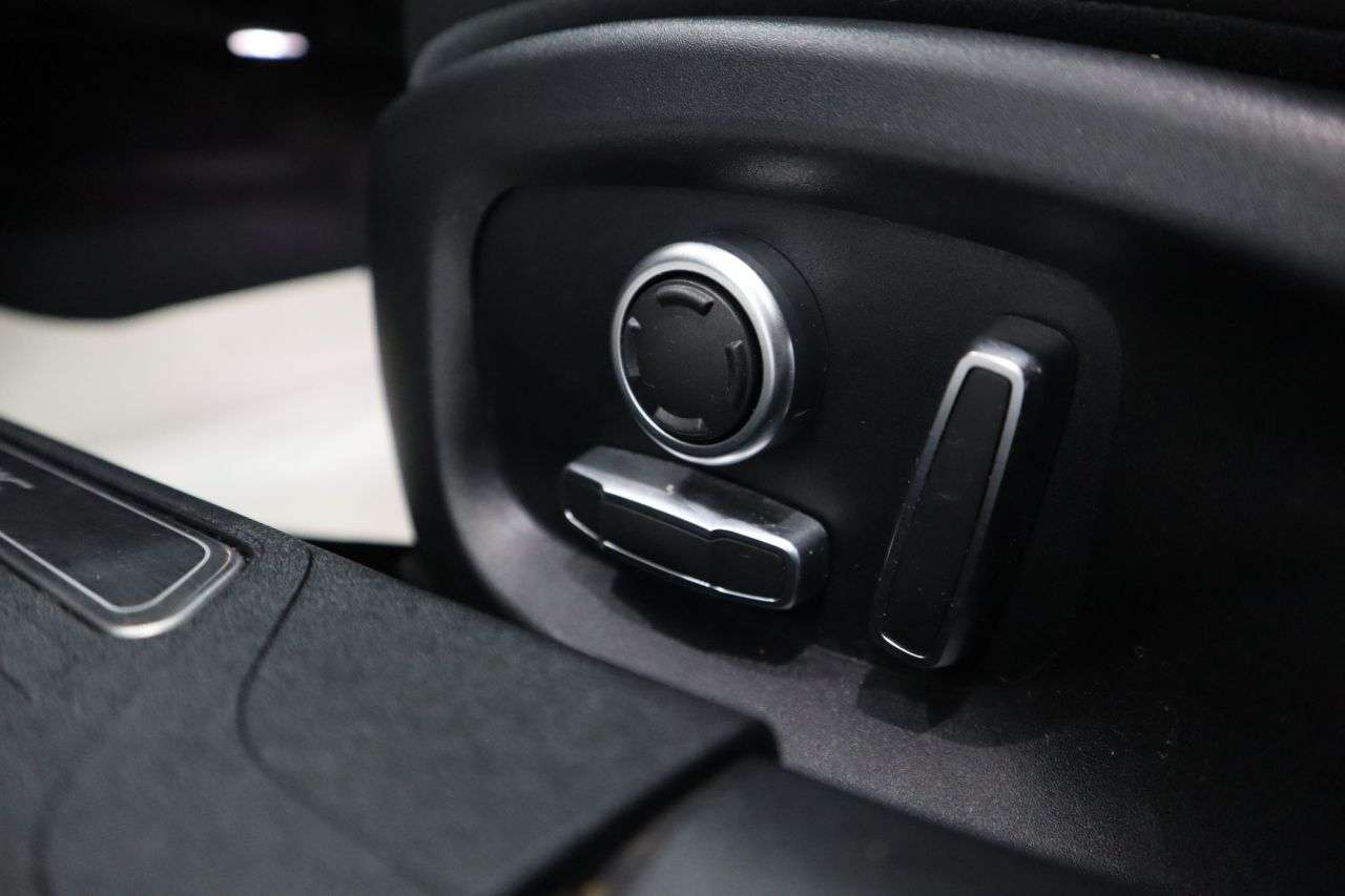 2020 JAGUAR XE 2020 JAGUAR XE