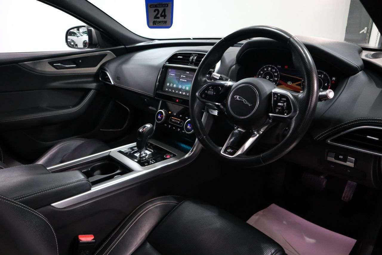 2020 JAGUAR XE 2020 JAGUAR XE