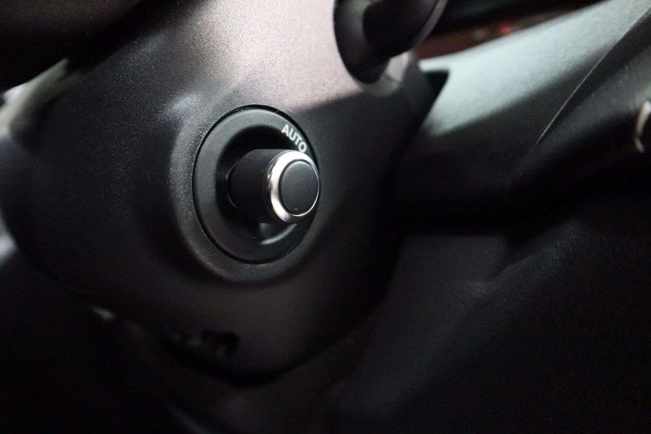 2020 JAGUAR XE 2020 JAGUAR XE