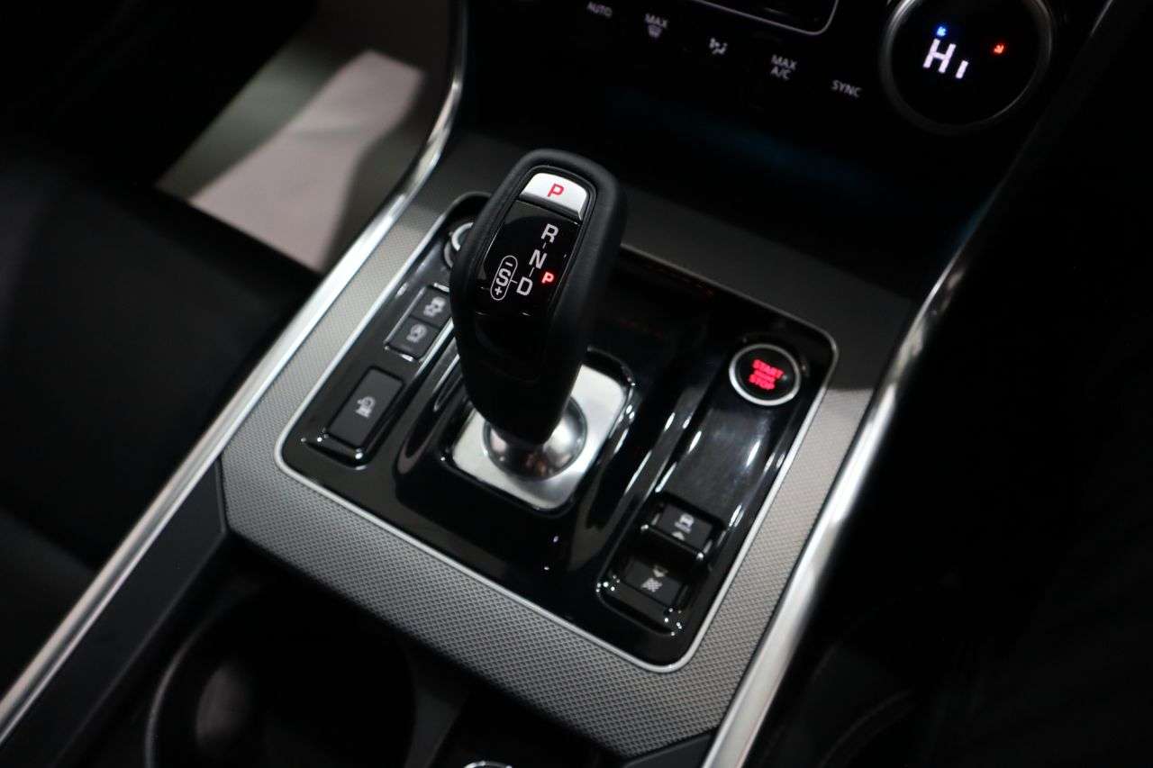 2020 JAGUAR XE 2020 JAGUAR XE