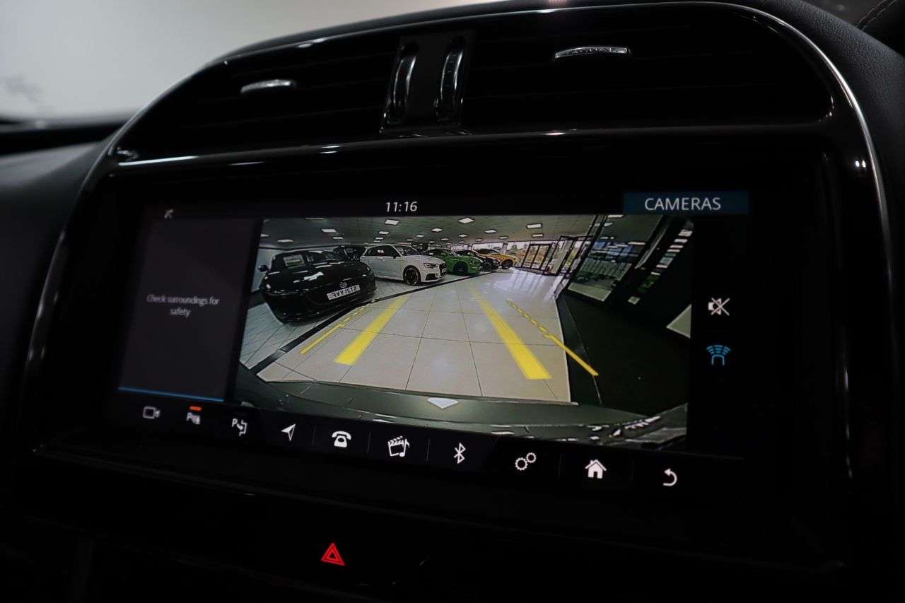 2020 JAGUAR XE 2020 JAGUAR XE